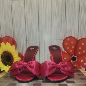 Zara Red Bow Sandals‎